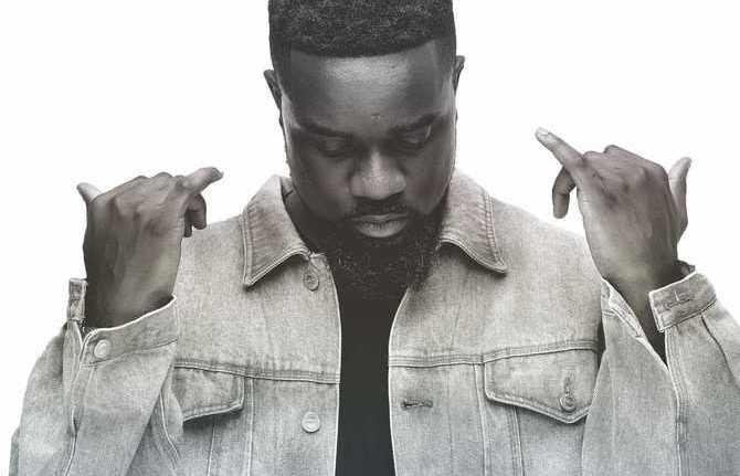 VIDEO: Sarkodie – "Far Away" ft. Korede Bello
