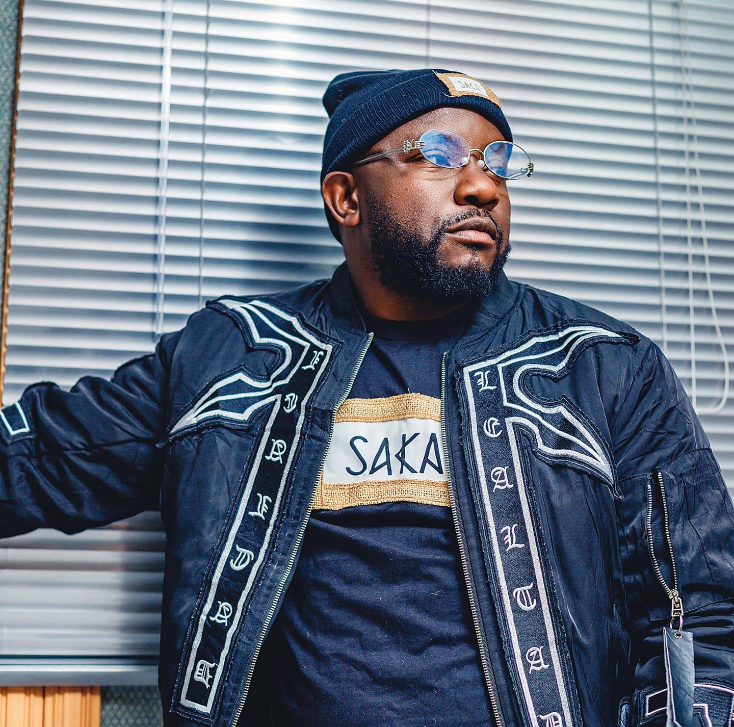 F Jay Signs Deal With Headphone Music