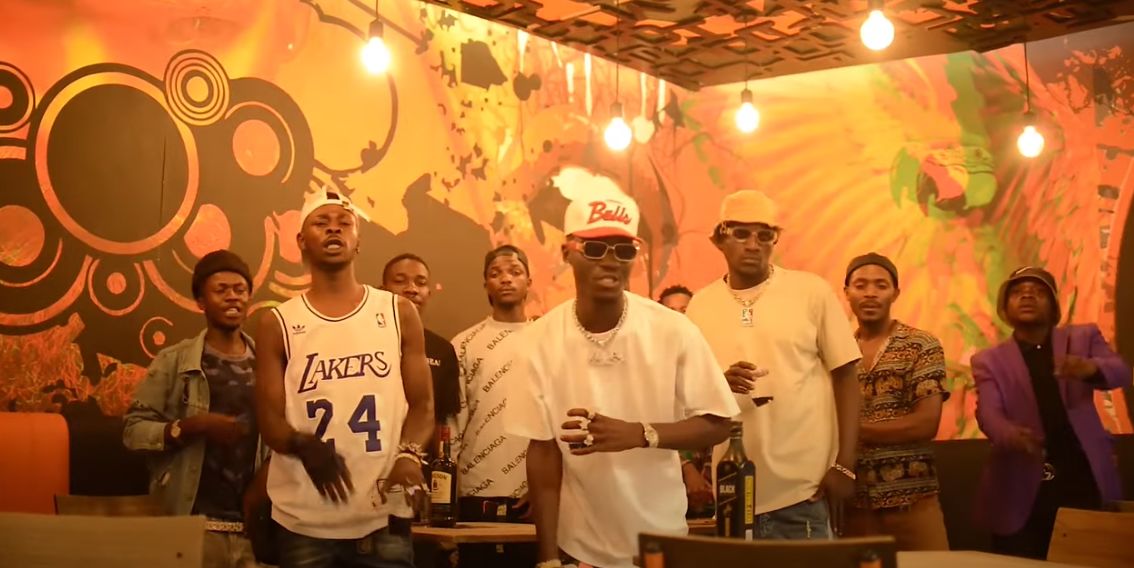 Sky Dollar ft. Tosh Young Stunna – Nibalya Video