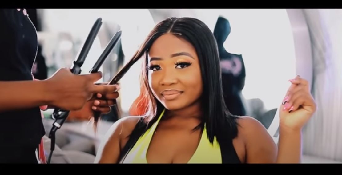 Deborah – Pa Table Video