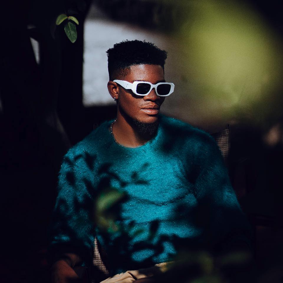 Watch T-Low's performance in Italy