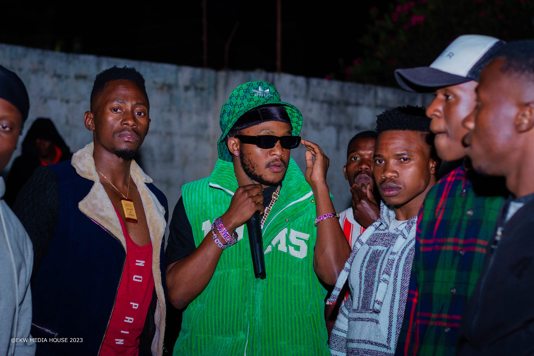 Apa Ili So Entertainment Apologizes For Dizmo's On-Stage Illness