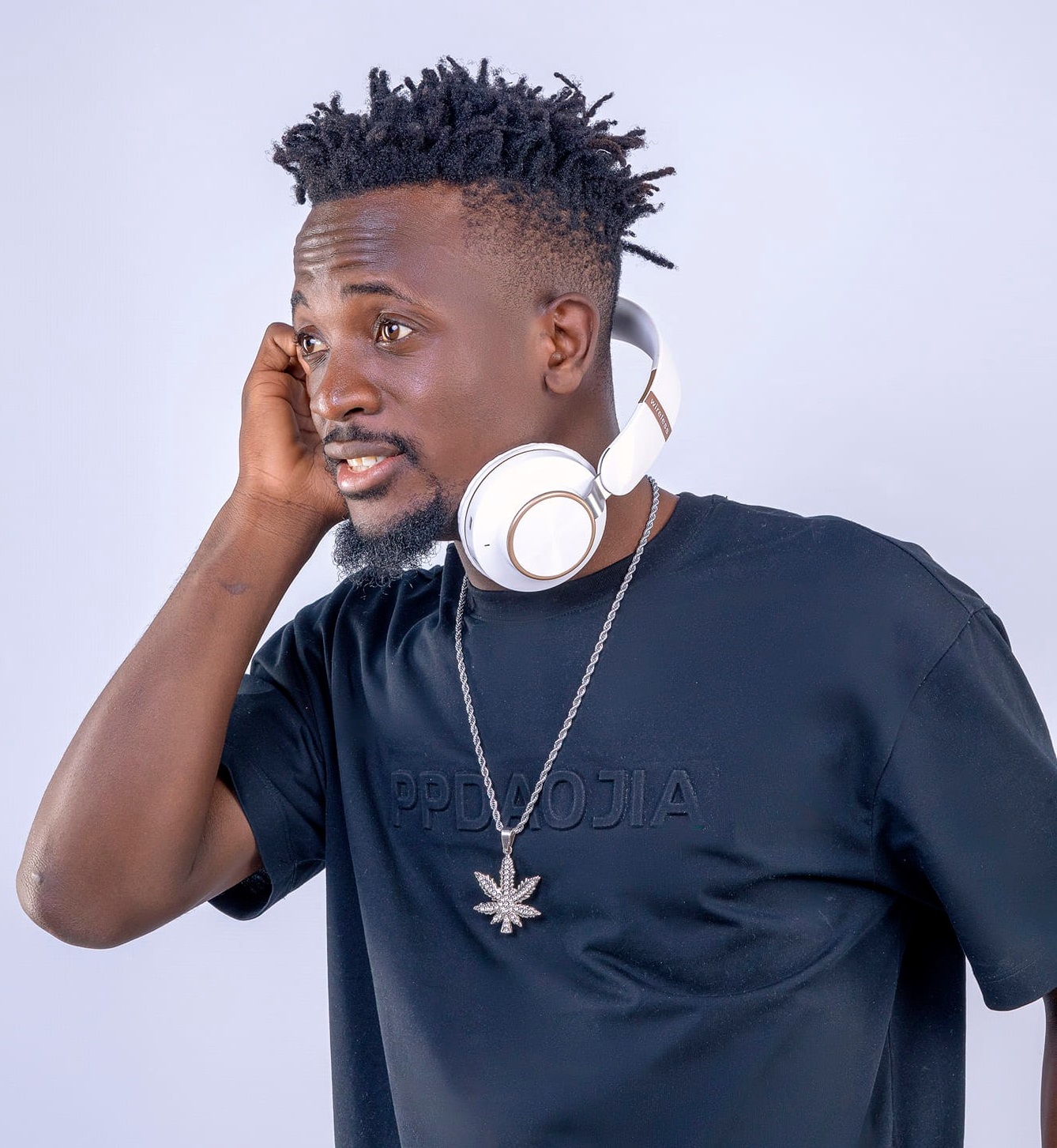 Hotbwoy Simba Ft. Chile One MrZambia - Shushulu Mama Mp3