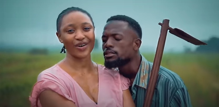Chile One MrZambia Ft. Tianna - Nayo Nayo Video