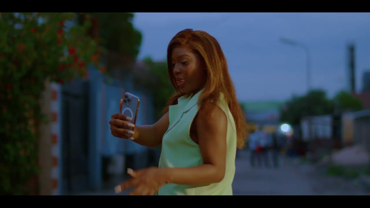 Koffi Olomide - MAMA EYENGA